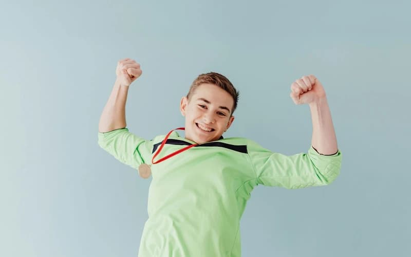 The Dynamics Between the Sun and Jupiter at Birth: Bold Charisma